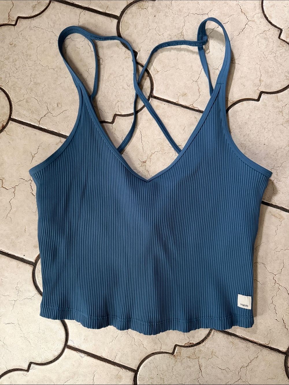 VUORI rib crop tank pool blue, size Large